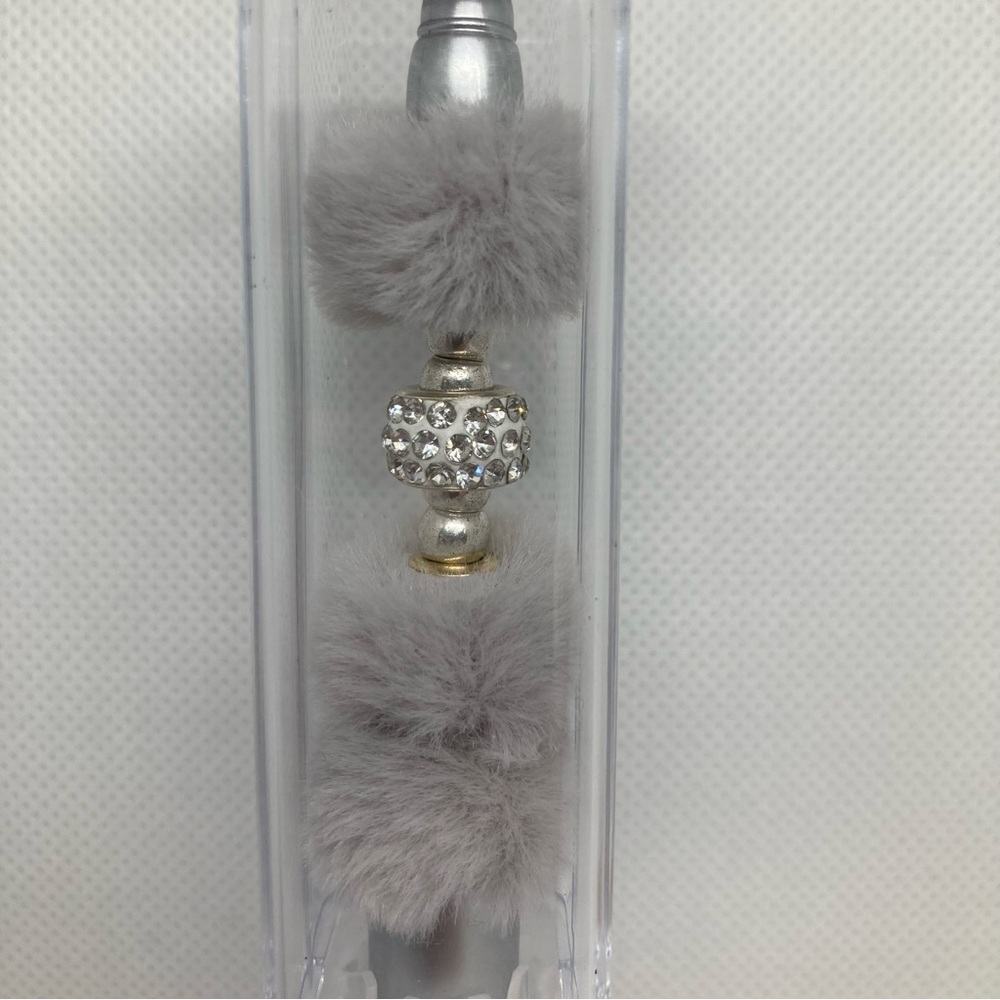 Hand Beaded Pen w/Display Box and Two Ink Refills